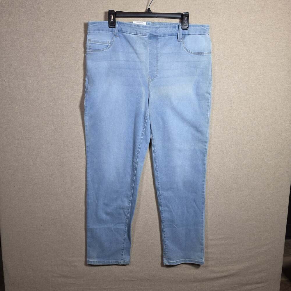Time and Tru High Rise Straight Leg Denim Jeggings XL (16-18) stretch light wash